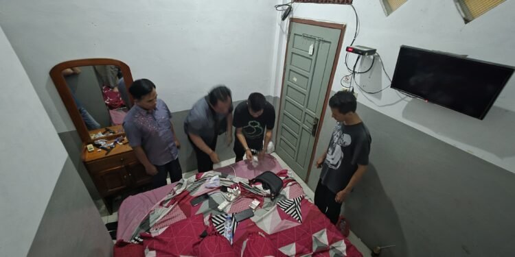 Pria di Kamar Hotel Sampit Bawa Sabu Seberat 4,17 Gram
