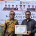 Tanggap dan Peduli Karhutla, BGA Terima Penghargaan Bupati  